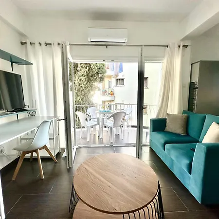 Mediterranean Blue - Secret Escape Inn Limassol