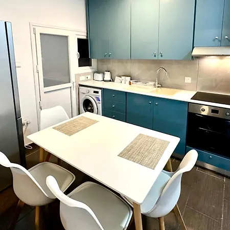 Mediterranean Blue - Secret Escape אורחן *